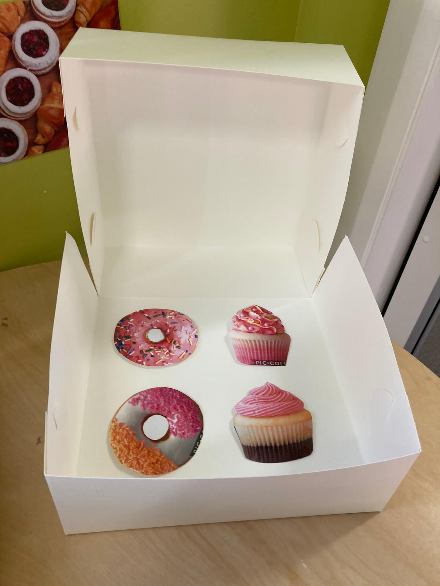 cupcake box for preschool dramatic play-a bakery post