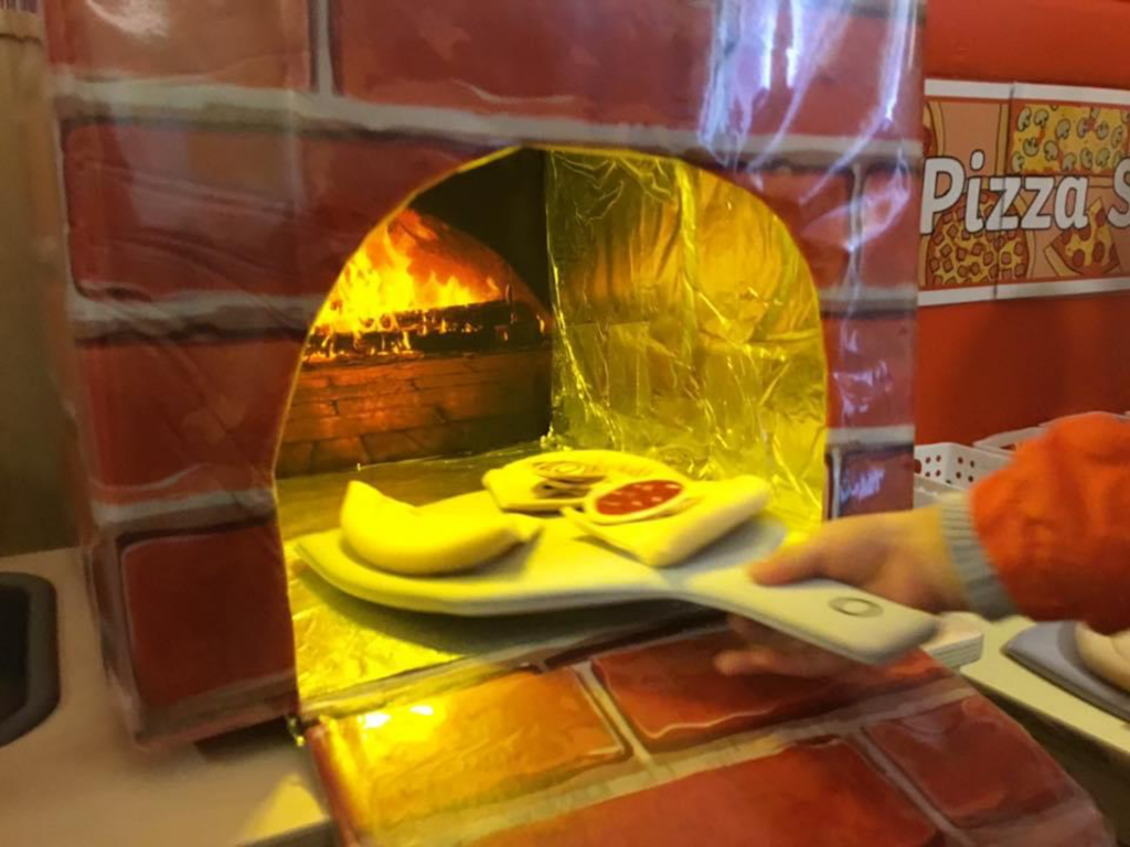 toy pizza oven for dramatic play