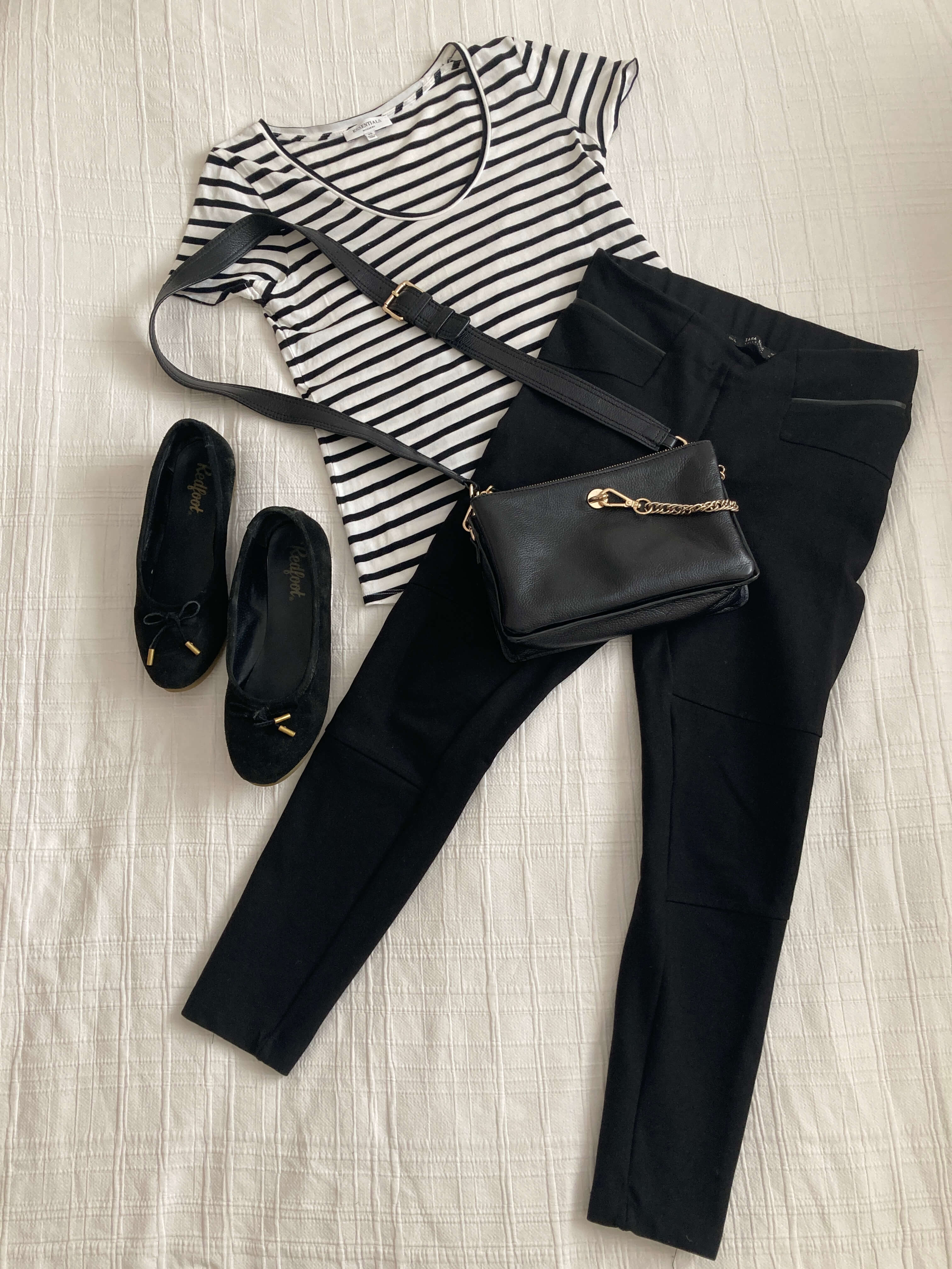 black and white outfit with leggings