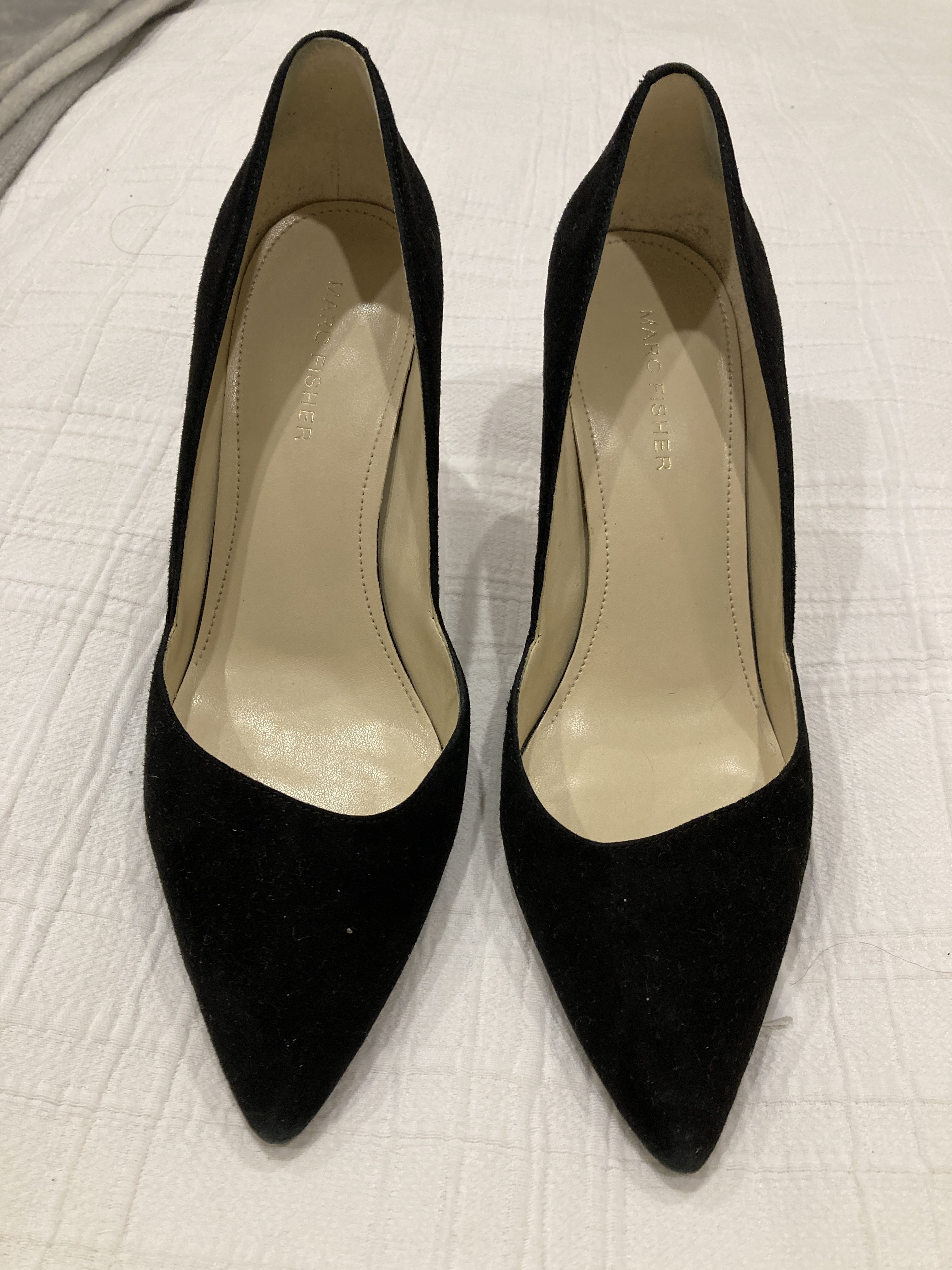 black pumps for style tips