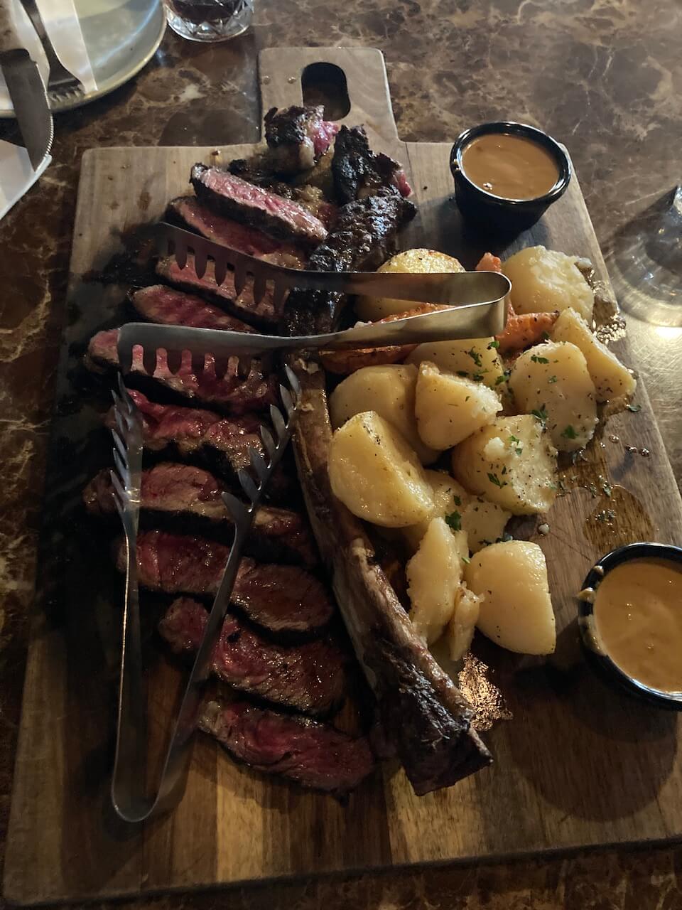 tomahawk steak