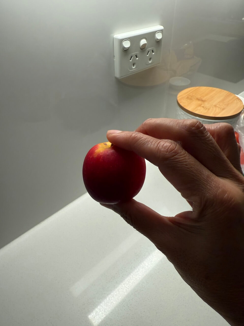 Hello Monday weekend recap-missile apples