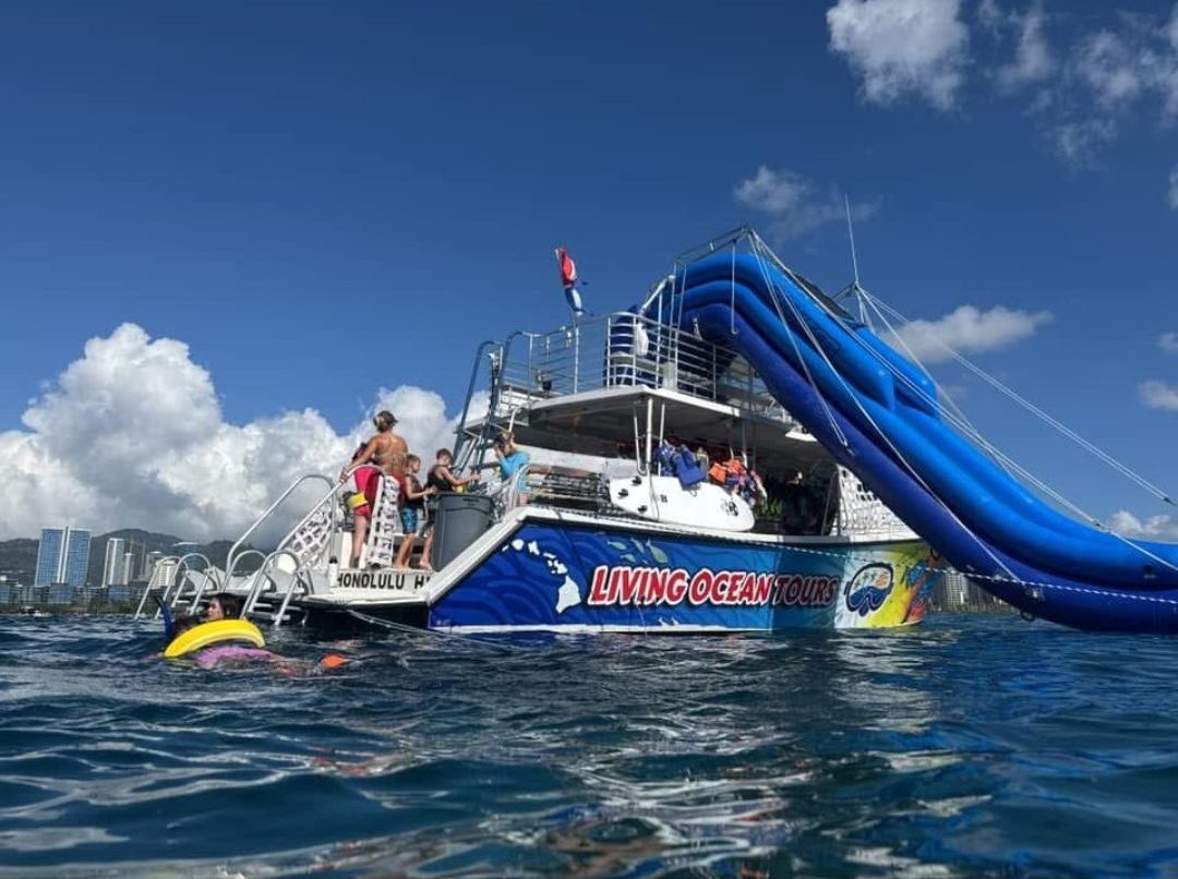 Living Ocean Tours boat